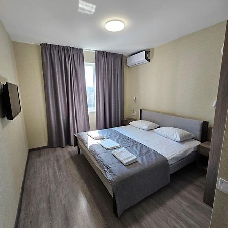 Mansarda Iris Hotell Kiev Exteriör bild